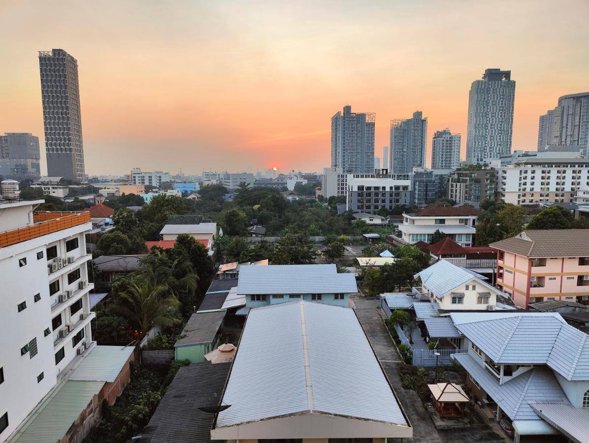 Апартаменти Sundowner Sukhumvit Бангкок Екстер'єр фото